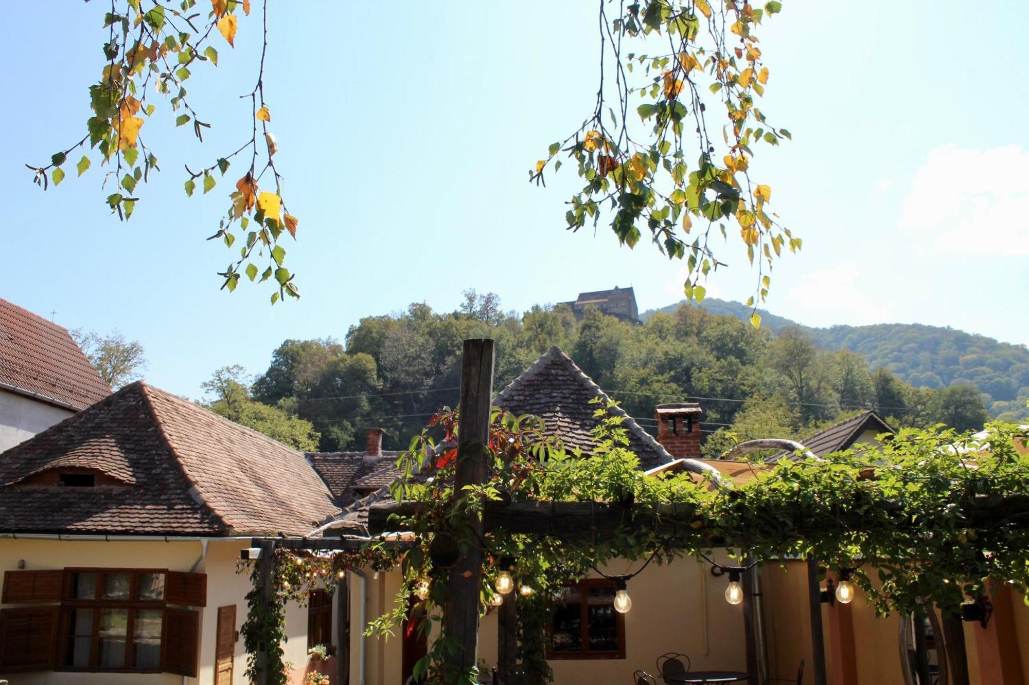 Hotel Casa Agora Cisnădioara Exterior foto